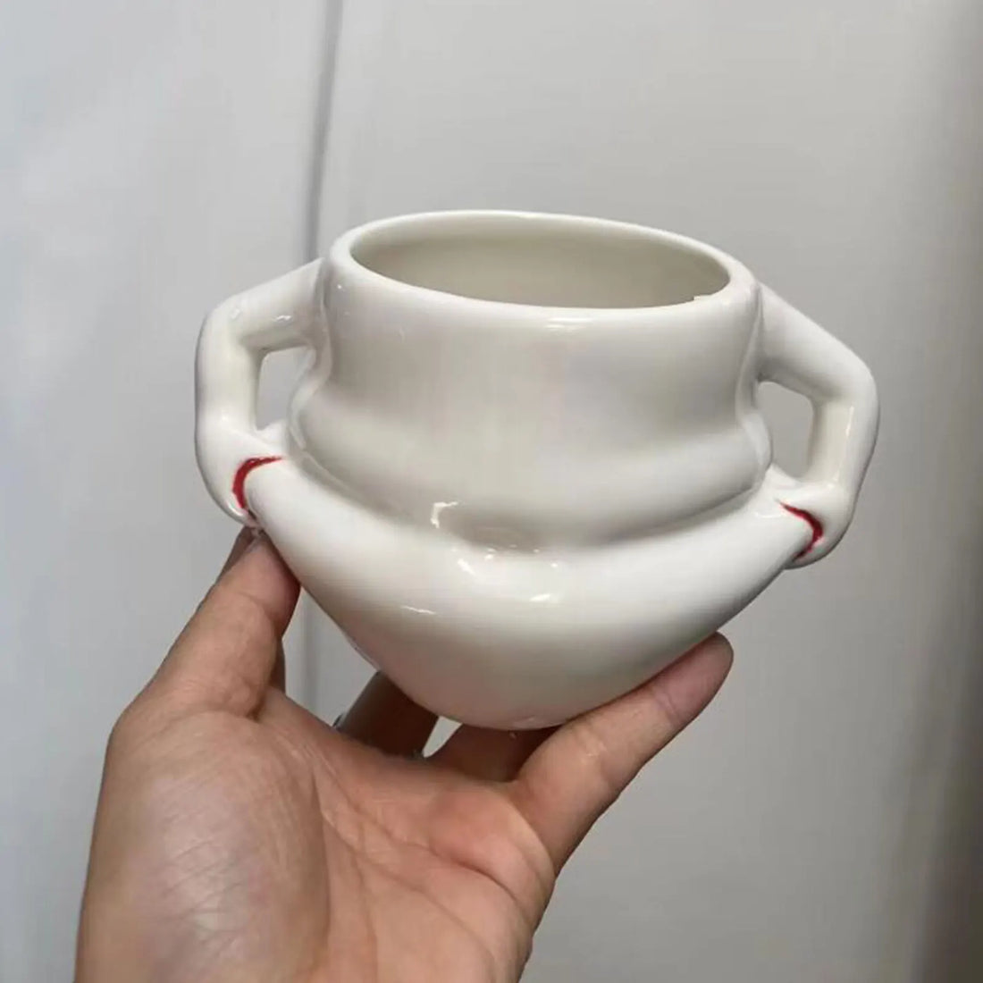 Creative pinch belly shaped Mug