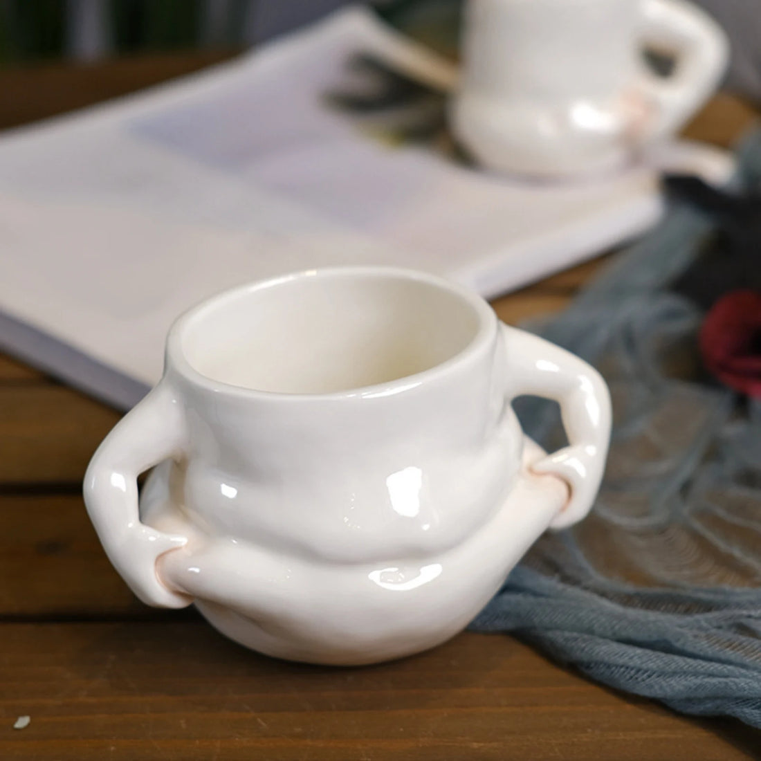 Creative pinch belly shaped Mug